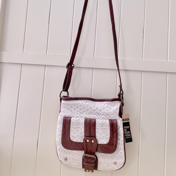 BNWT Ardene White Lace Crossbody Bag - Picture 1 of 5